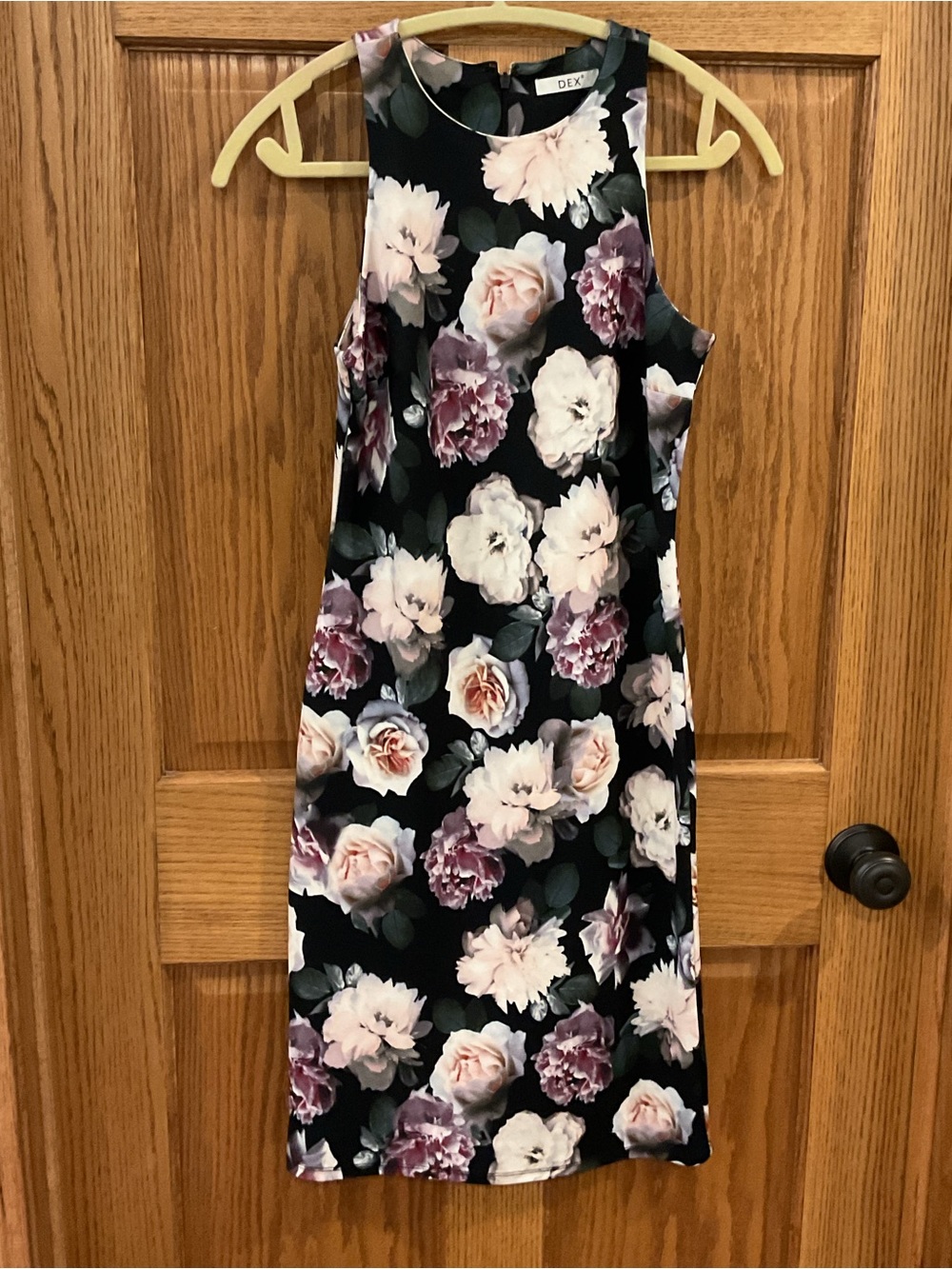 DEX Floral Sleeveless Bodycon Mini Dress. Size Small